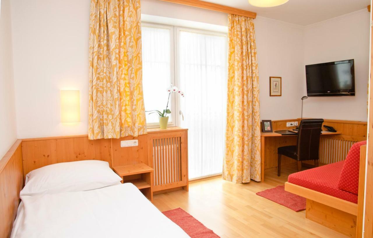 Hotel Gasthof Koenig Kremsmünster Eksteriør billede