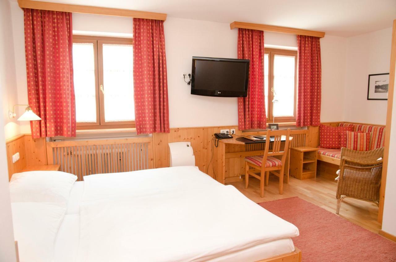 Hotel Gasthof Koenig Kremsmünster Eksteriør billede